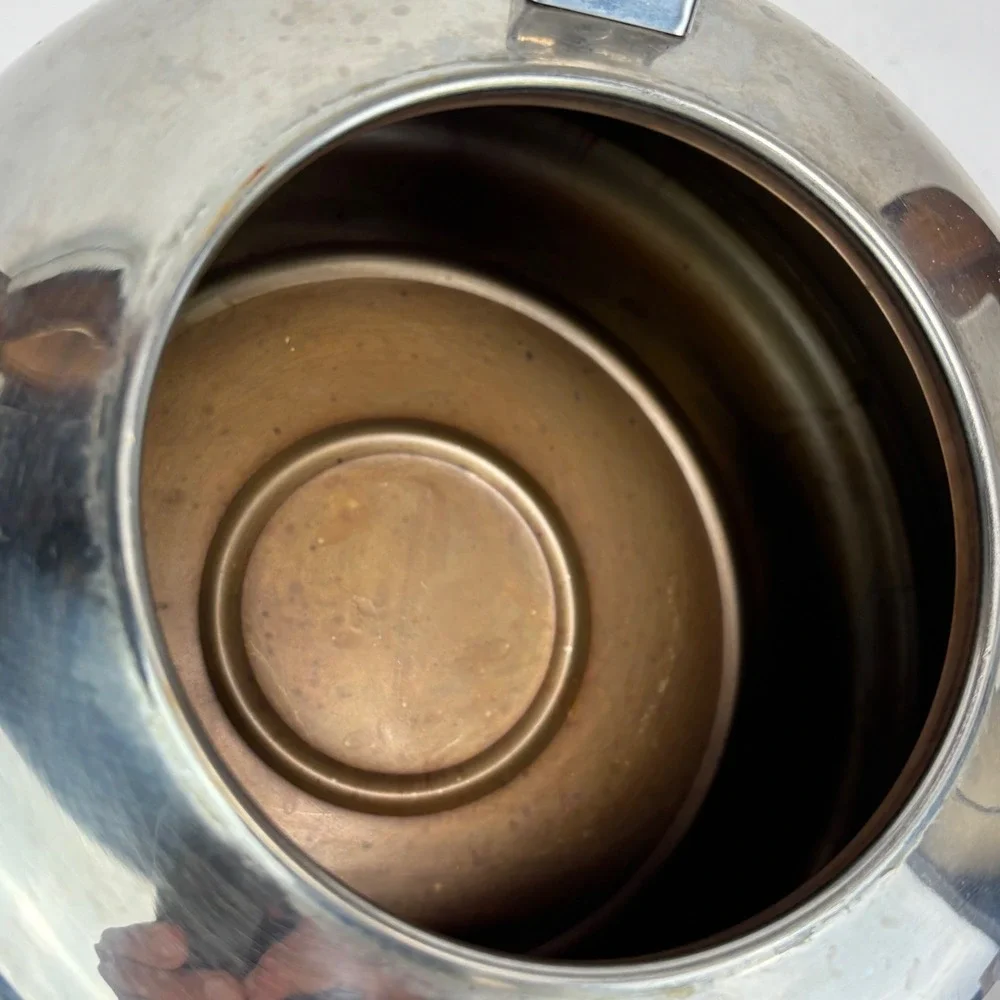 Le Creuset Tea Kettle 1.7qt Silver Stainless Steel Stovetop *NO WHISTLE*